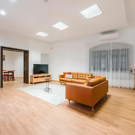 Διαμέρισμα Michalska 1 *